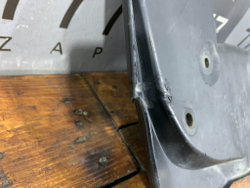 Брызговик передний правый Toyota Land Cruiser 200 15-21 Б/У Оригинал 7662160160