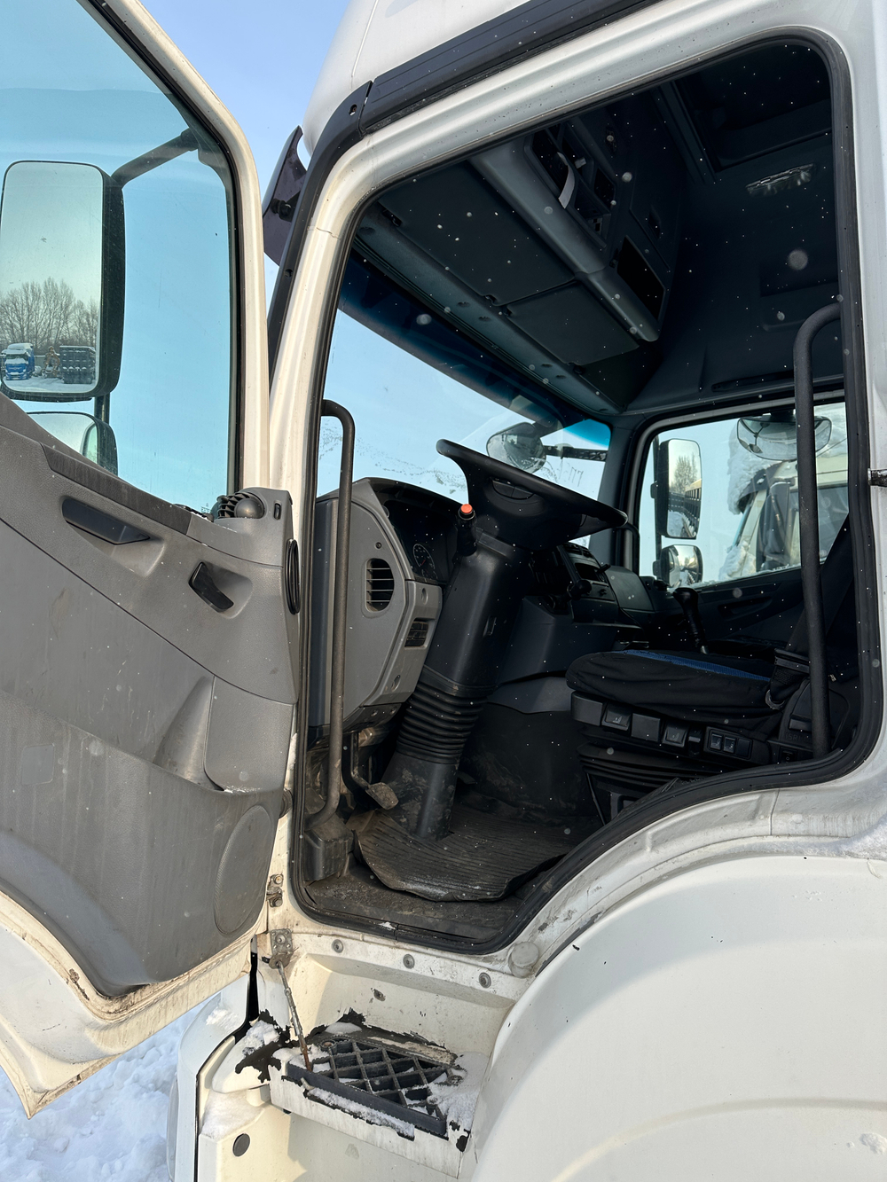 КамАЗ 5490 4x2 Седельный тягач 5490-S5 (Дизель/Газ, 12,0 л, 401 л.с., МТ)