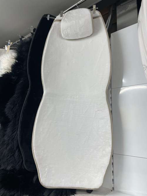 Меховая (белая) накидка на сиденье автомобиля, из искусственного меха, серия: тонко (за 1 шт.)