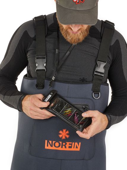 Полукомбинезон заброд. Norfin SHADOW NEOPRENE BOOTFOOT р.43-M с сапогами резина