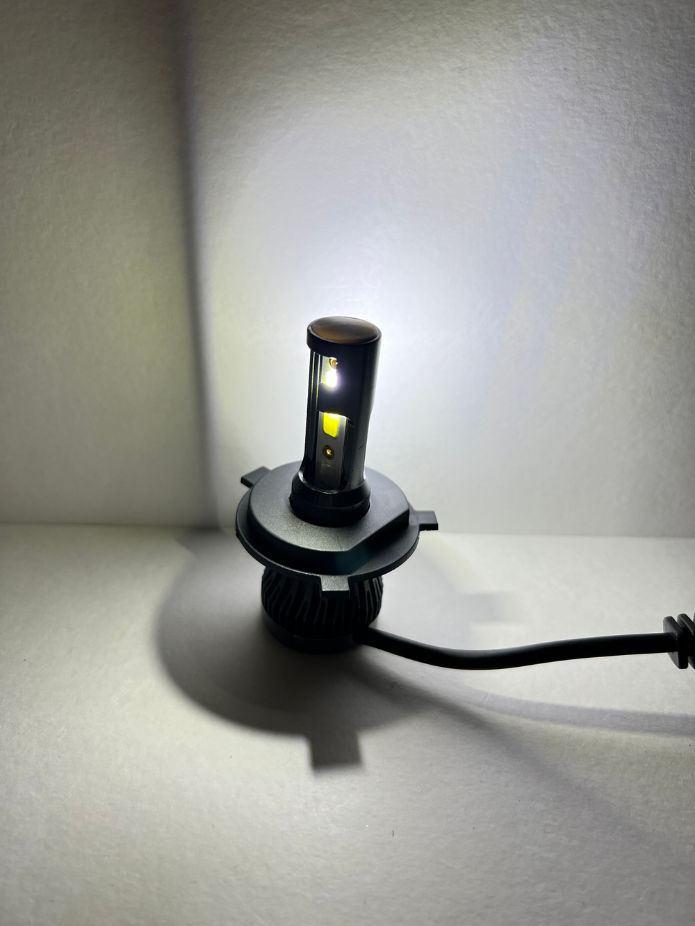 Светодиодная (H4) лампа TAO (mini), 36 w, без вентилятора (2 шт./ комплект)