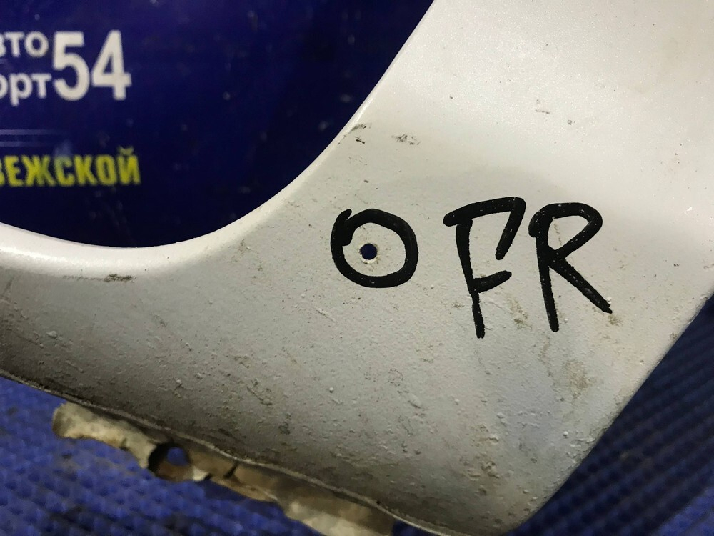 Крыло переднее правое Honda CIVIC 2001