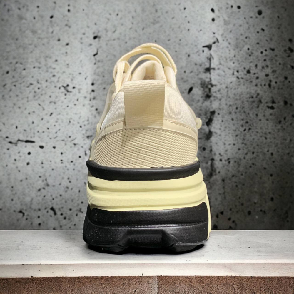 Nike V2K Runtekk • Black White