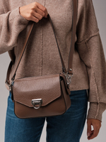 Женская сумка кросс-боди Azaro коричневый какао соло