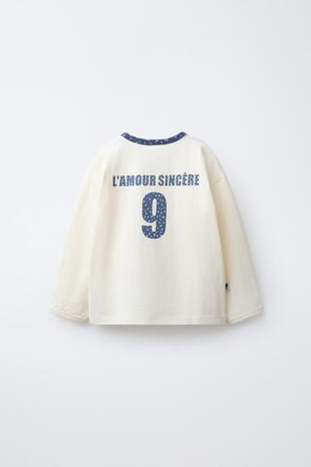 ZARA ФУТБОЛКА С ТЕКСТОВЫМ И ЦВЕТОЧНЫМ ПРИНТОМ, ГОЛУБОЙ