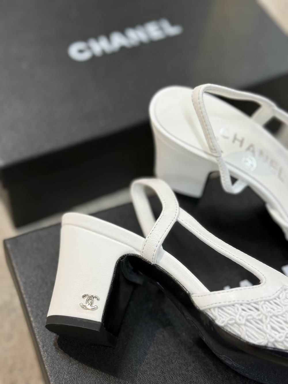 Босоножки CHANEL