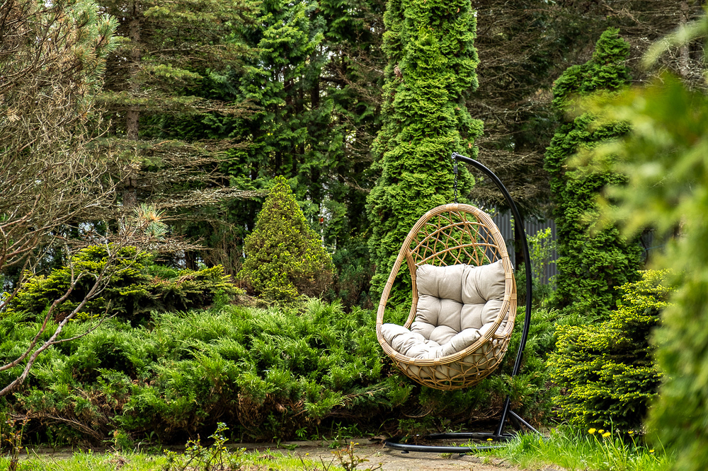 "Венеция" подвесное кресло-кокон из искусственного ротанга, цвет соломенный с бежевой подушкой