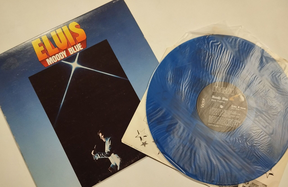 Винтажная виниловая пластинка LP Elvis Presley Moody Blue (USA 1977) (Blue Vinyl)