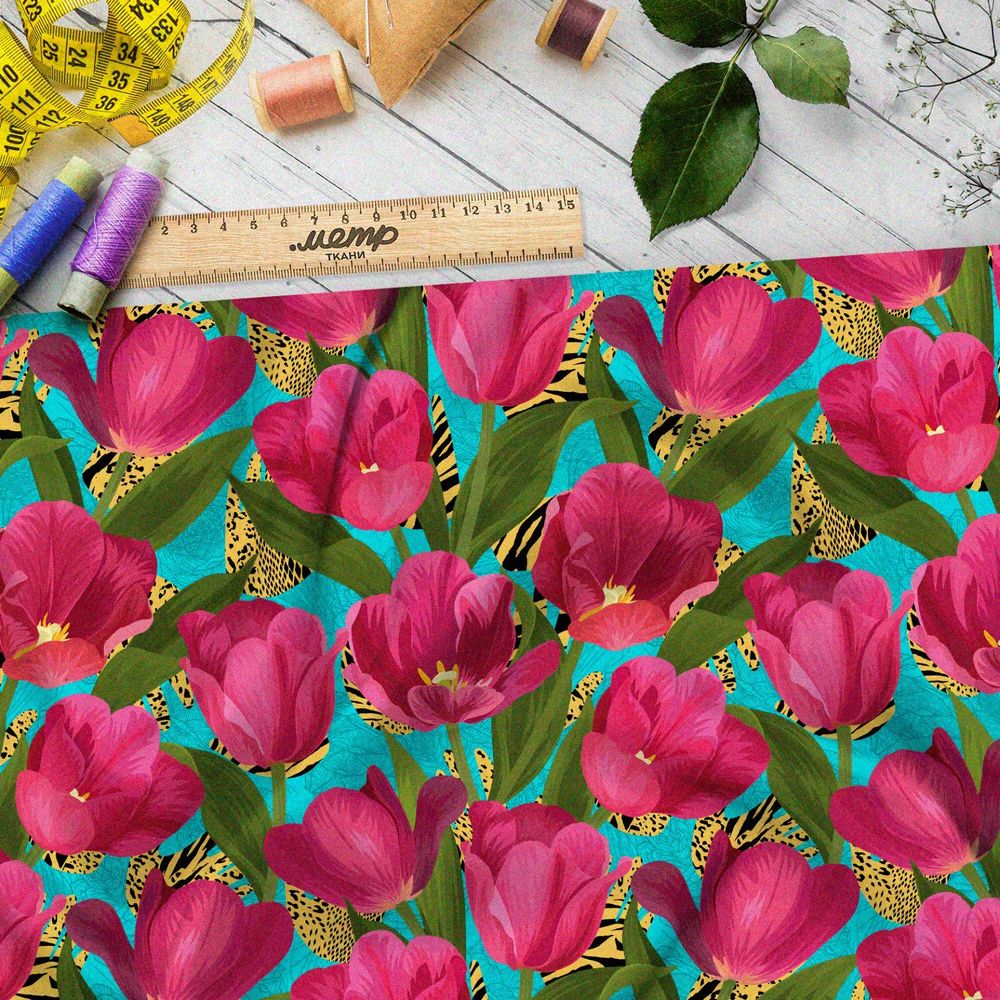 Ткань шелк Армани яркие тюльпаны на бирюзовом фоне