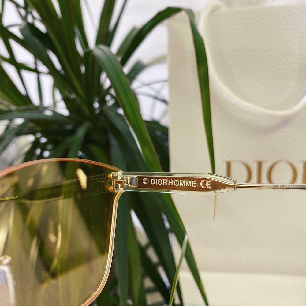 Солнцезащитные очки