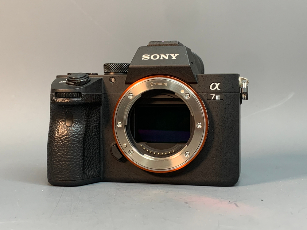Sony A7 III 16.325 кадров