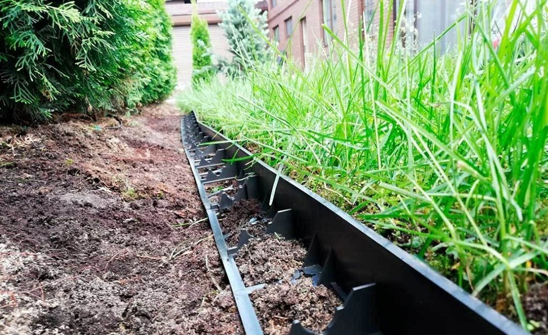 В каких случаях применяются пластиковые бордюры