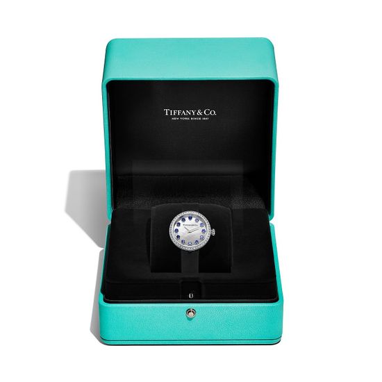 Часы Tiffany Eternity 28 MM Round в белом золоте с сапфирами и бриллиантами