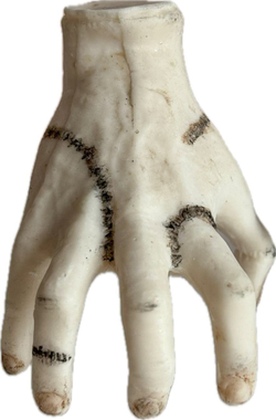 Фигурка из шоколадной глазури "Вещь из семейки Аддамс"