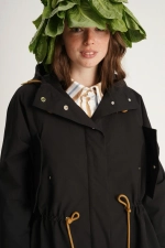 Парка черная