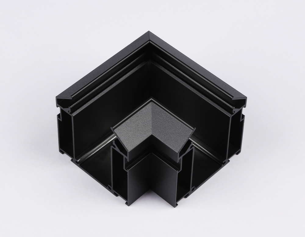 GL1043 BK черный коннектор угловой для корпуса в натяжной потолок Magnetic 220V 100*100*61