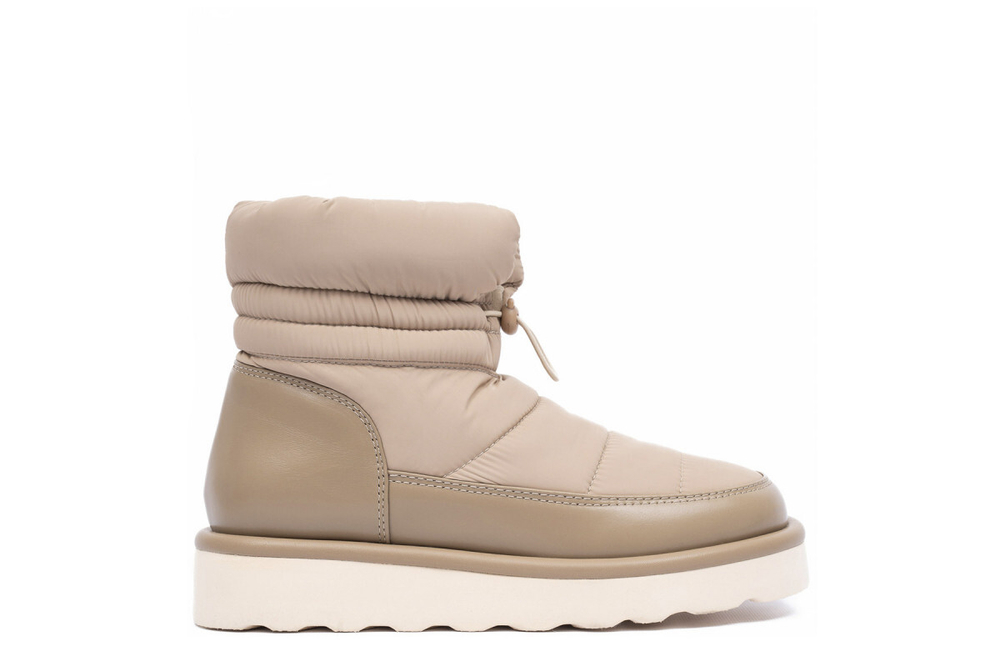 Ugg Classic Mini Blow Sand