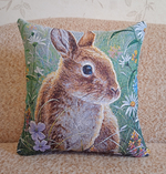 Декоративный гобеленовый чехол для интерьерной подушки На лужайке 38*38