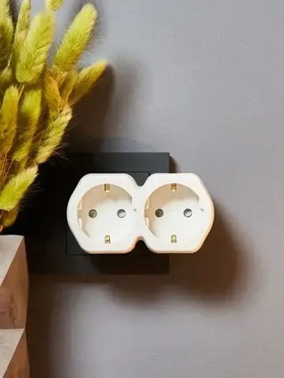 Двойник электрический, 16 А с заземлением и защитными шторками REXANT