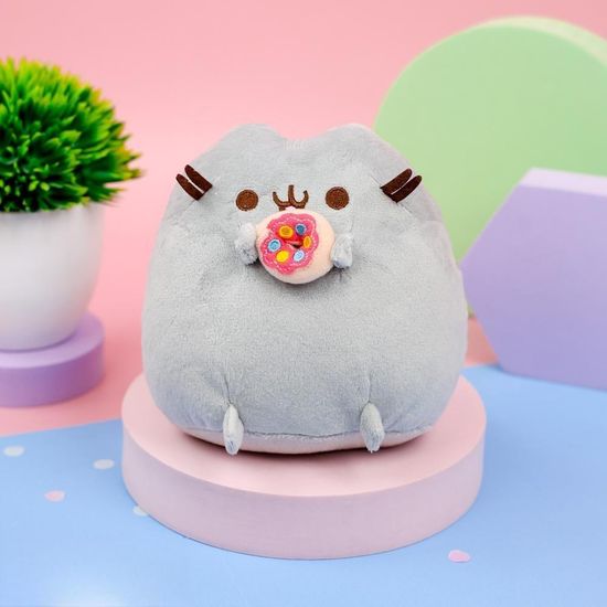 Мягкая игрушка "Пушин с пончиком", 15 см