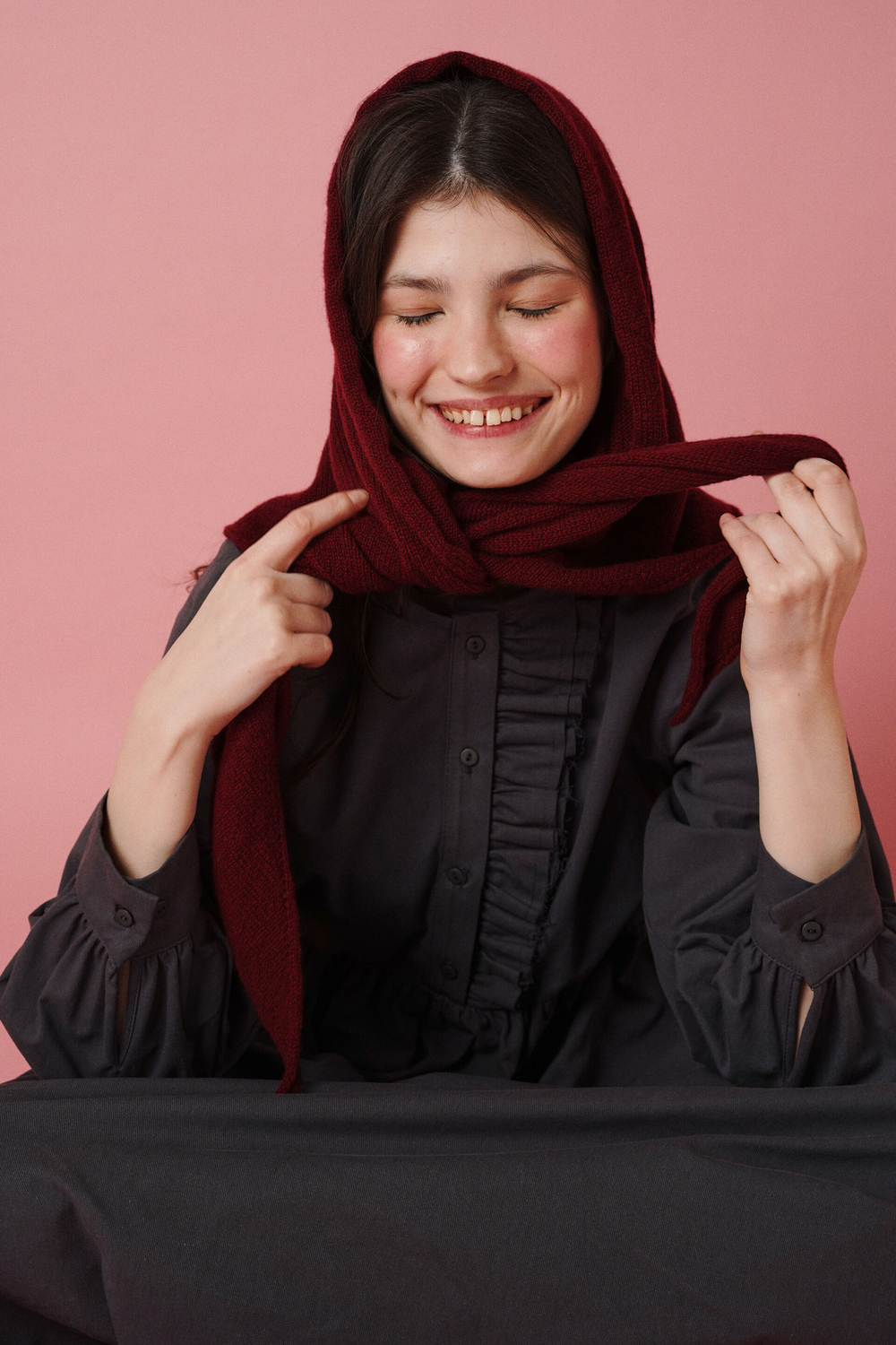 Косынка из кашемира с мериносом винного цвета