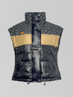 Жилетка объемная комбинированная с кулиской внизу