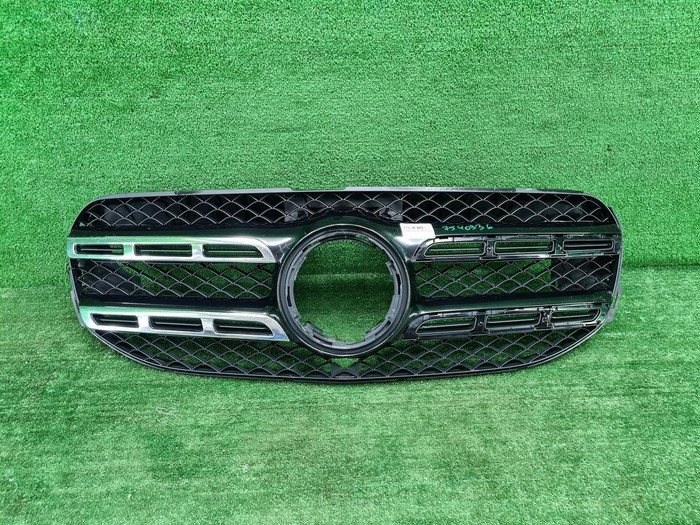 Решетка радиатора Mercedes GLS x167 (19-23) AMG 63