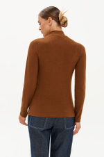 23341 Водолазка женская (коричневый)