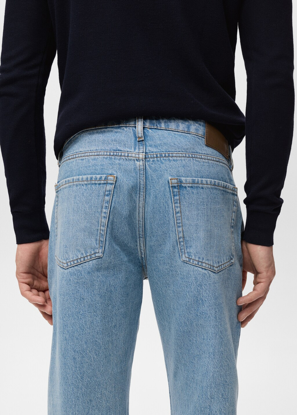 Джинсы Moby straight fit светлого цвета