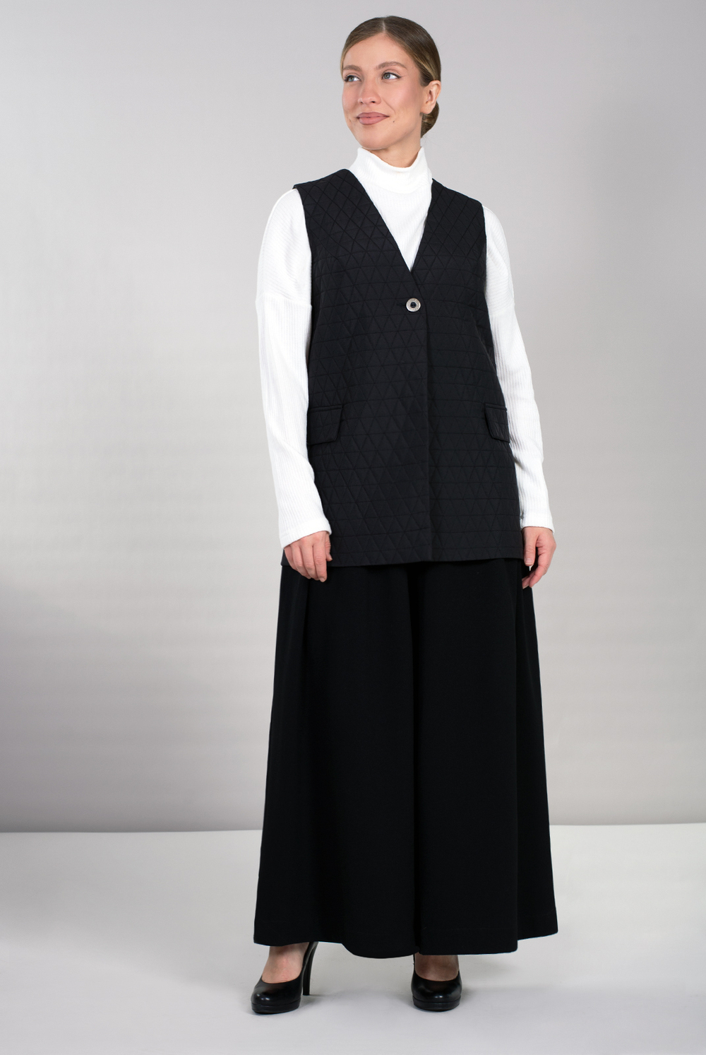 Жилет женский 4445ВП, черный #485Чер064445ВП