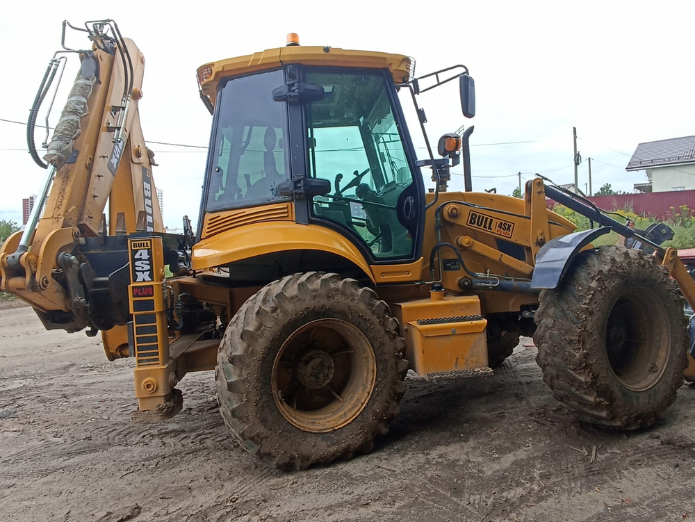 Bull 4SX Экскаватор-погрузчик 4SX-PLUS (Дизельный, 4,6 л, 116 л.с., АТ)