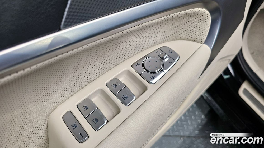 Genesis The New G70 Бензин 2.0T 2WD (03.2022)