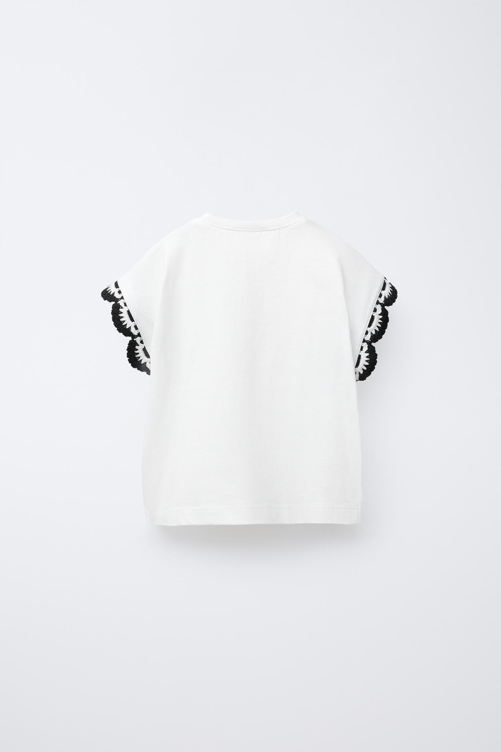 ZARA ФУТБОЛКА С РУКАВАМИ ИЗ КРУЖЕВА КРОШЕ, БЕЛЫЙ/ЧЕРНЫЙ