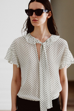 ZARA БЛУЗА С ЗАВЯЗКАМИ И ПРИНТОМ В ГОРОШЕК — ZW COLLECTION, БЕЛЫЙ