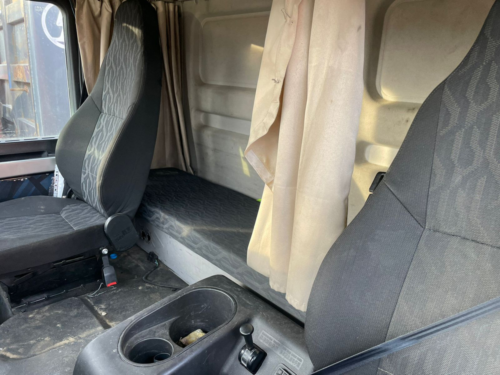 Shacman (Shaanxi) SX* 6x4 Самосвал SX3258DR384 (Дизельный, 9,7 л, 336 л.с., МТ)