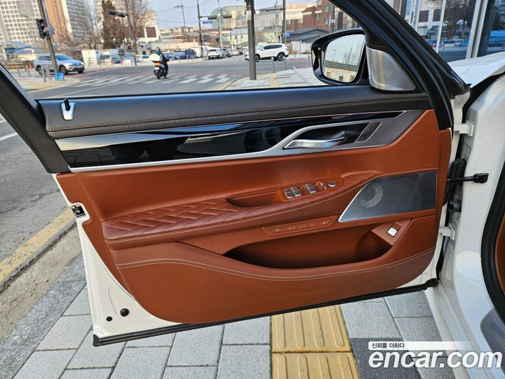 BMW 7 Series (G11) M760Li xDrive (11.2019)