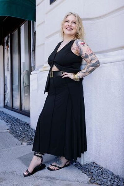 Черная трикотажная юбка трапециевидной формы с вышивкой, юбка больших размеров TBBSS25AZ00000