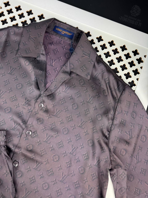 Летний костюм Louis Vuitton