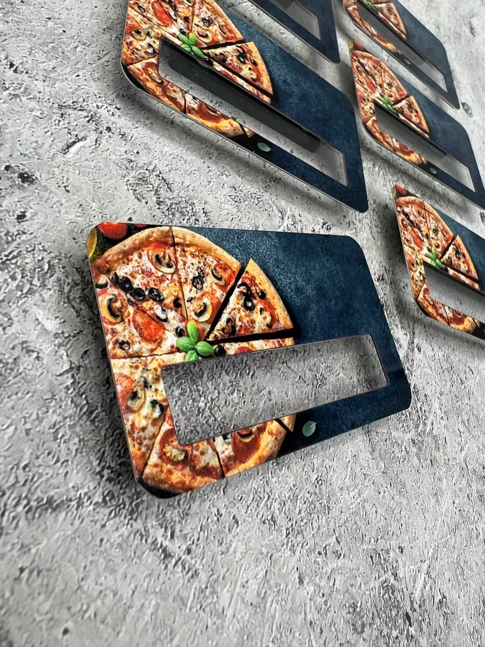 Бейдж на магните  6шт