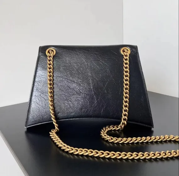 Сумка BALENCIAGA Crush среднего размера, черного цвета