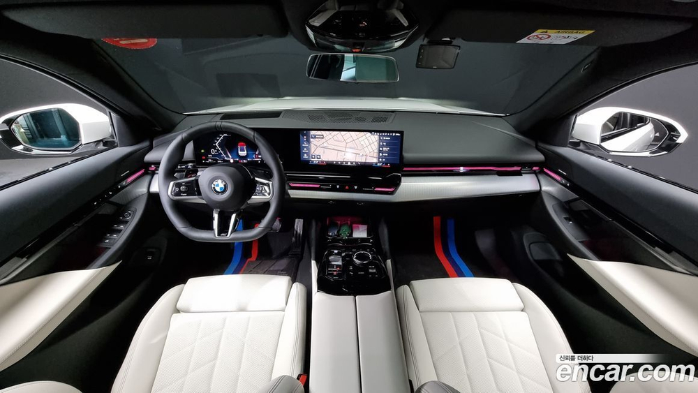 BMW 5 Series (G60) 520i M Sports (02.2024)