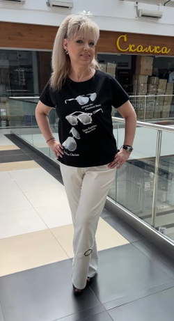 Футболка-блузон со стразовым принтом "очки"