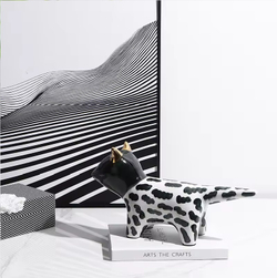 Статуэтка Brindle hand drawn dog