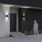 Уличный настенный светодиодный светильник Maytoni Fulton O572WL-L20B3K