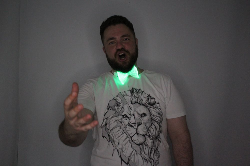 Светящаяся бабочка