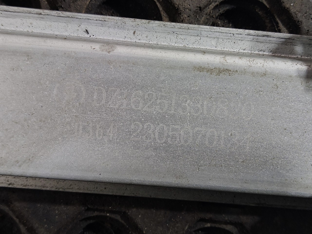 Стеклоподъемник правый 2023г.