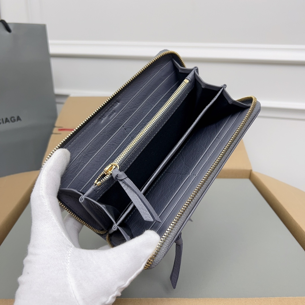 Balenciaga Wallet 19 cm