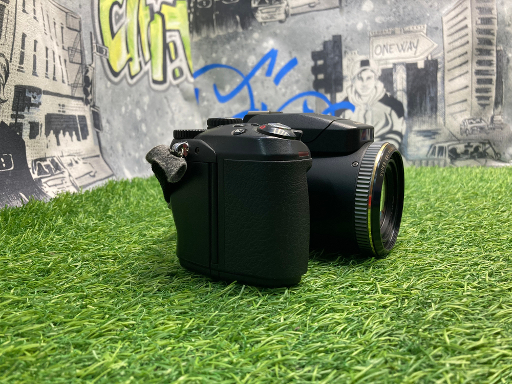 FujiFilm FinePix S7000