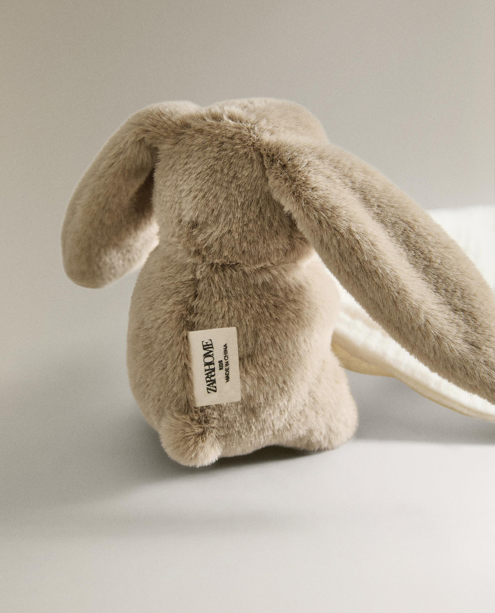 Игрушка-комфортер Zara Home, бежевый, 8601/051