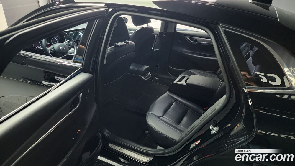 Hyundai The New Grandeur (Azera) IG 3.3 (02.2021)